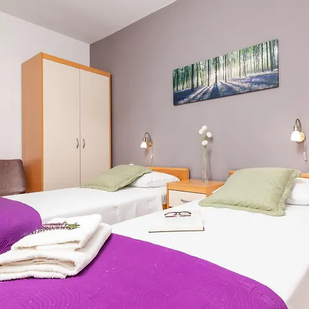 With Parking Space - 18334 Appartement *